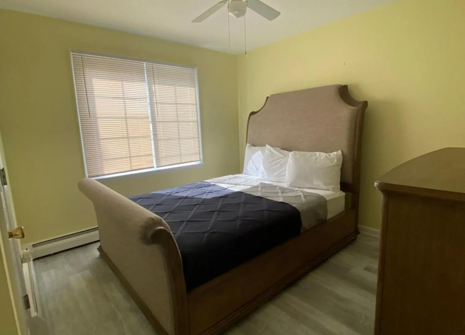 Crystal Sands Phila Ave Ocean City Apartment